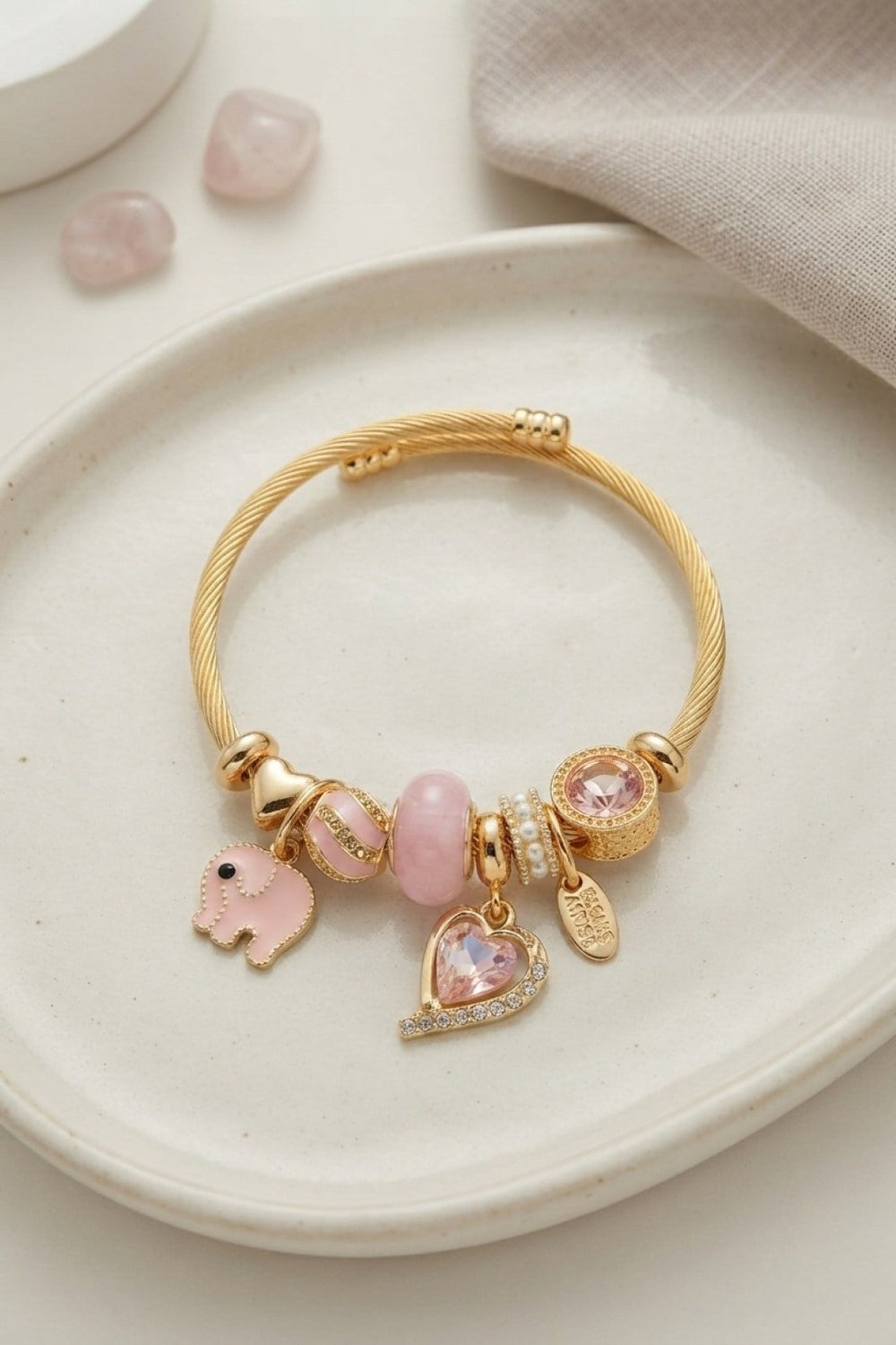 Kalp ve Fil Model Pembe Charmlı Bileklik