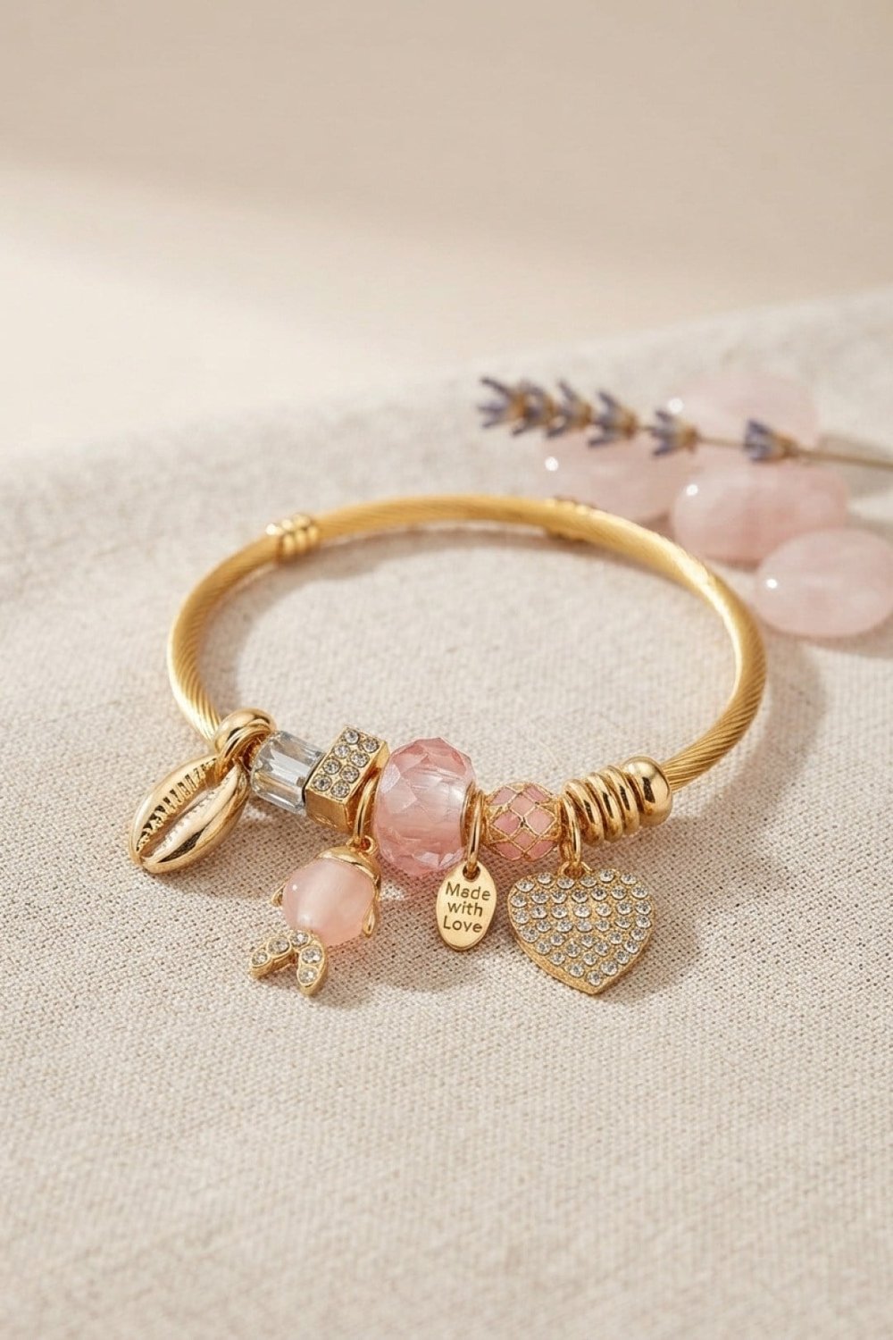 Pembe Balık Model Gold Renk Charmlı Bileklik