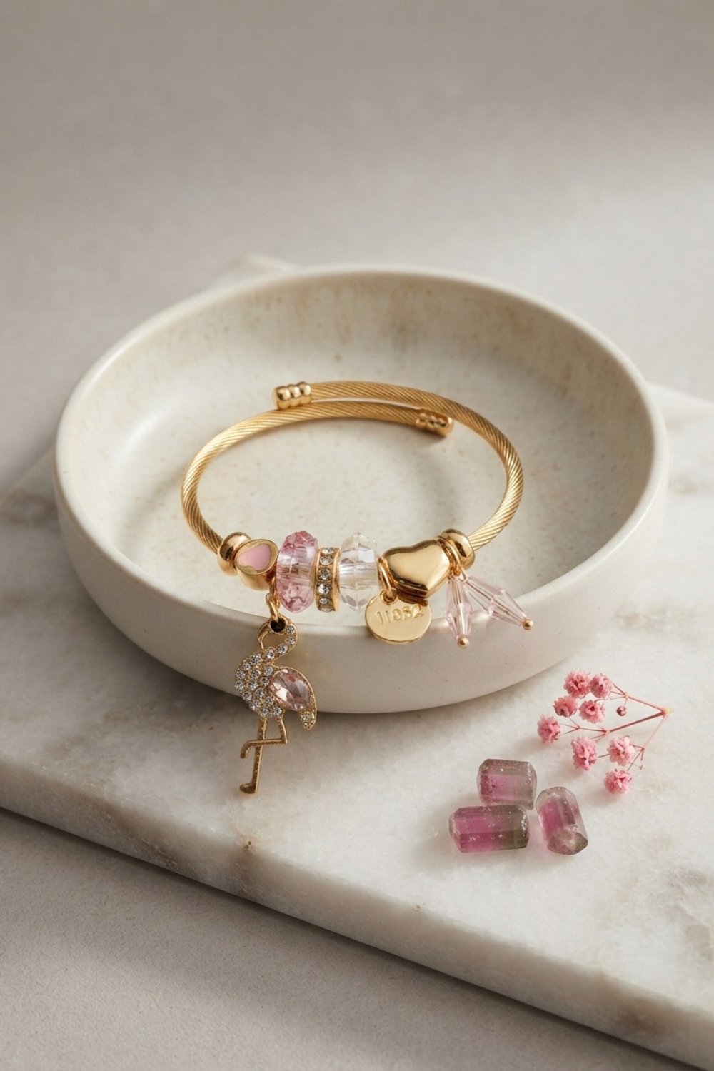 Pembe Flamingo Model Gold Renk Charmlı Bileklik