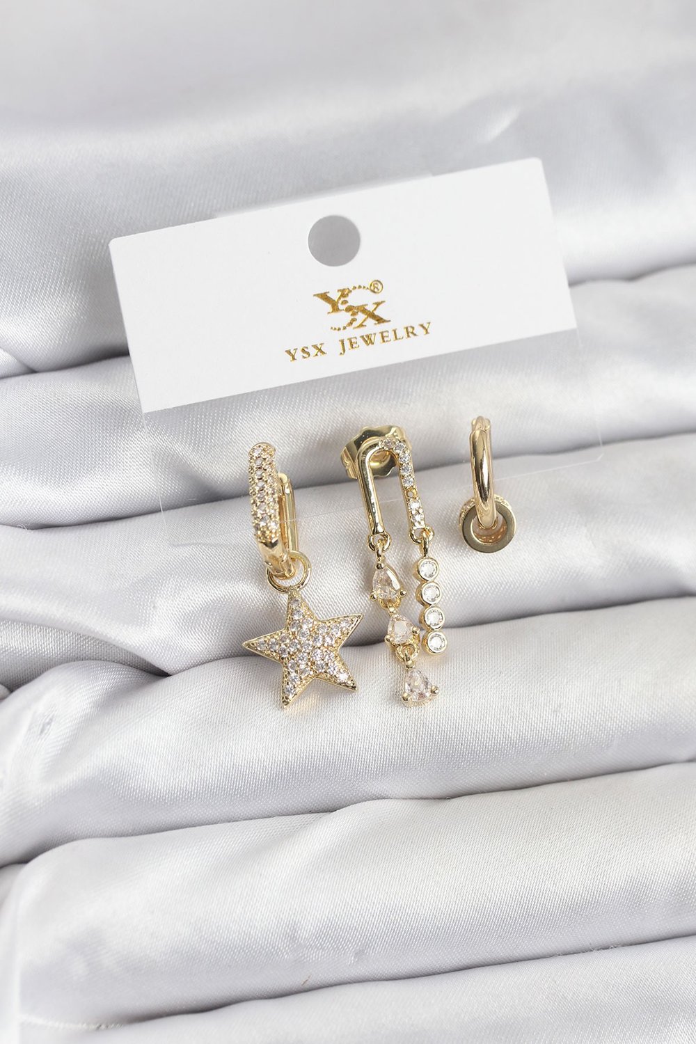 Pirinç Gold Renk Zirkon Taşlı Yıldız Vintage Model YSX Trio Küpe Seti