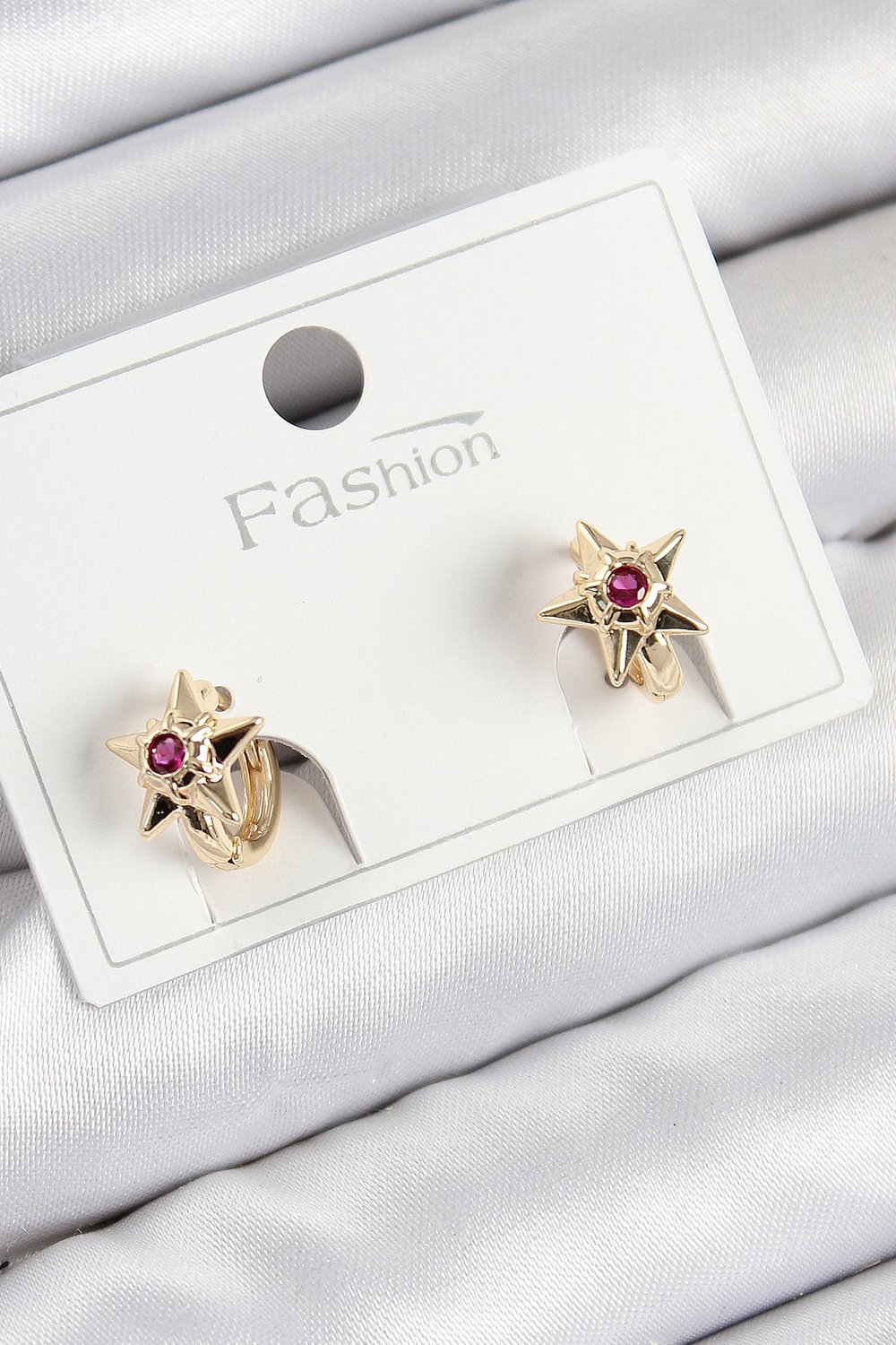 Pirinç Zirkon Taşlı Yıldız Model Gold Renk Çocuk Küpe