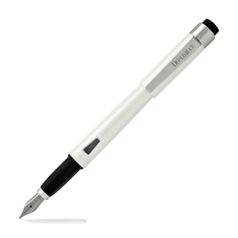 ​​​​​​Diplomat 40901025 Magnum Soft Touch Beyaz Dolma Kalem, M Uç