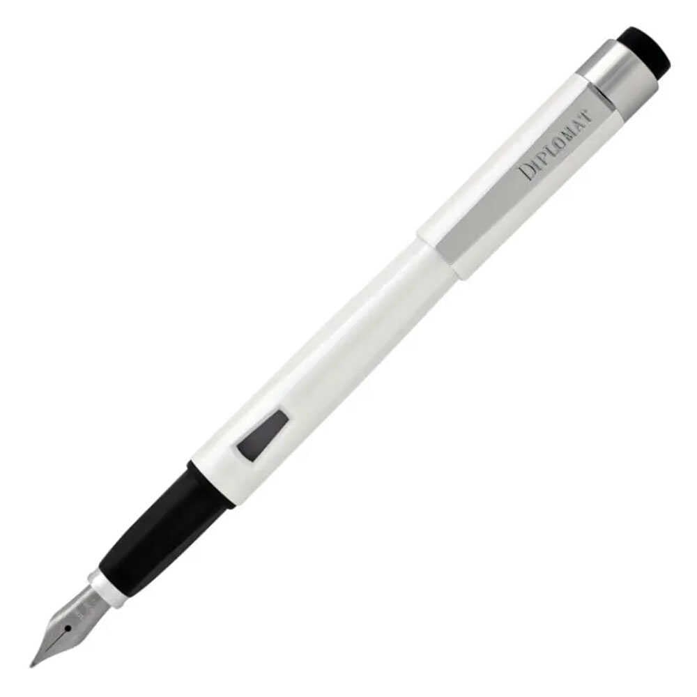 ​​​​​Diplomat 40901028 Magnum Soft Touch Beyaz Dolma Kalem, B Uç
