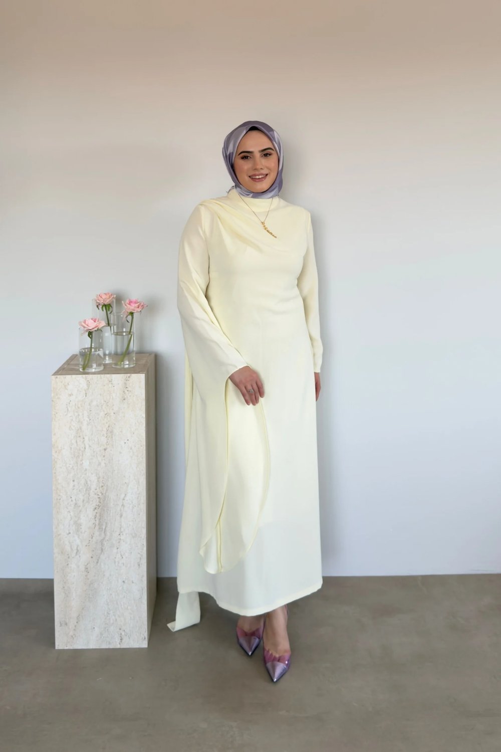 Sahra Pelerinli Elbise | Sarı