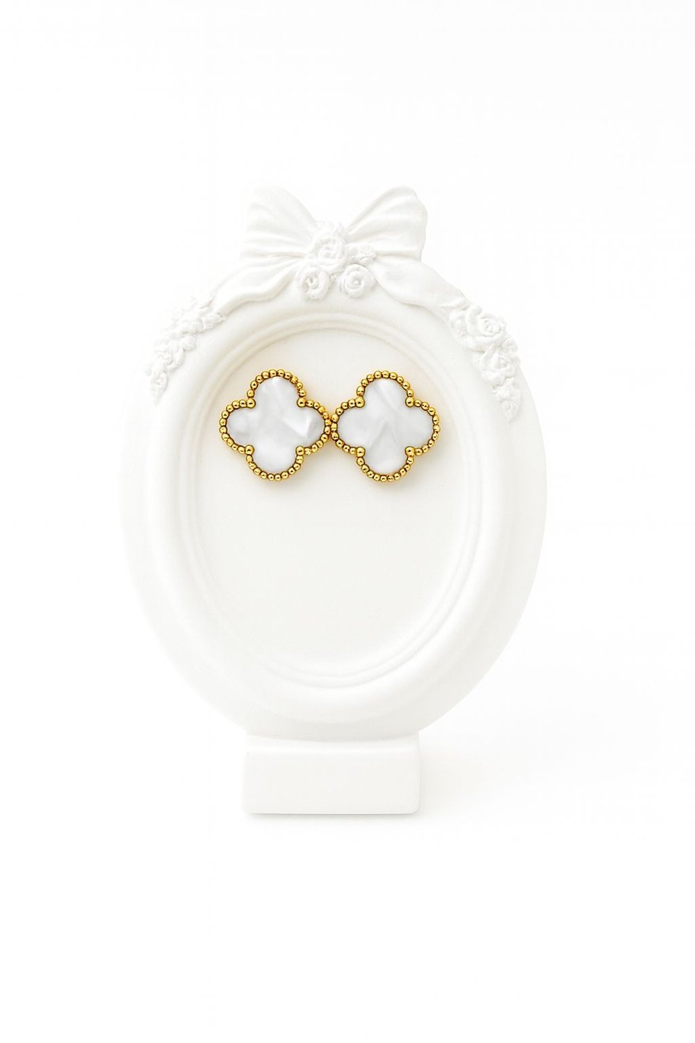 Leaf White Earring