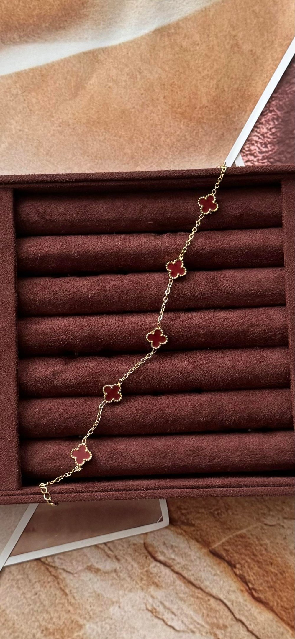 bordo mini yonca bileklik