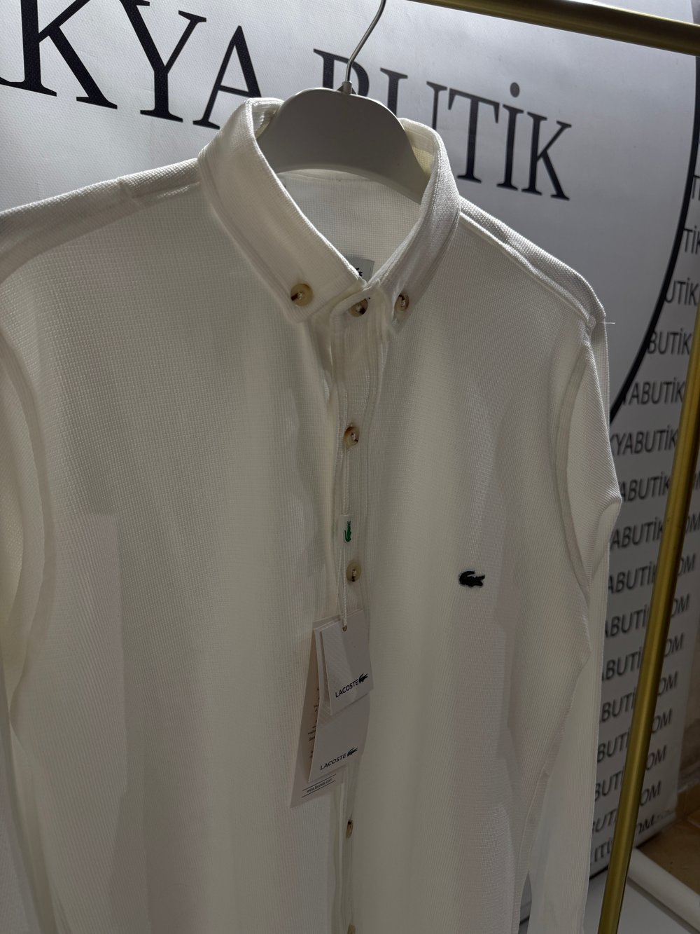 Beyaz Marka Model Gömlek 