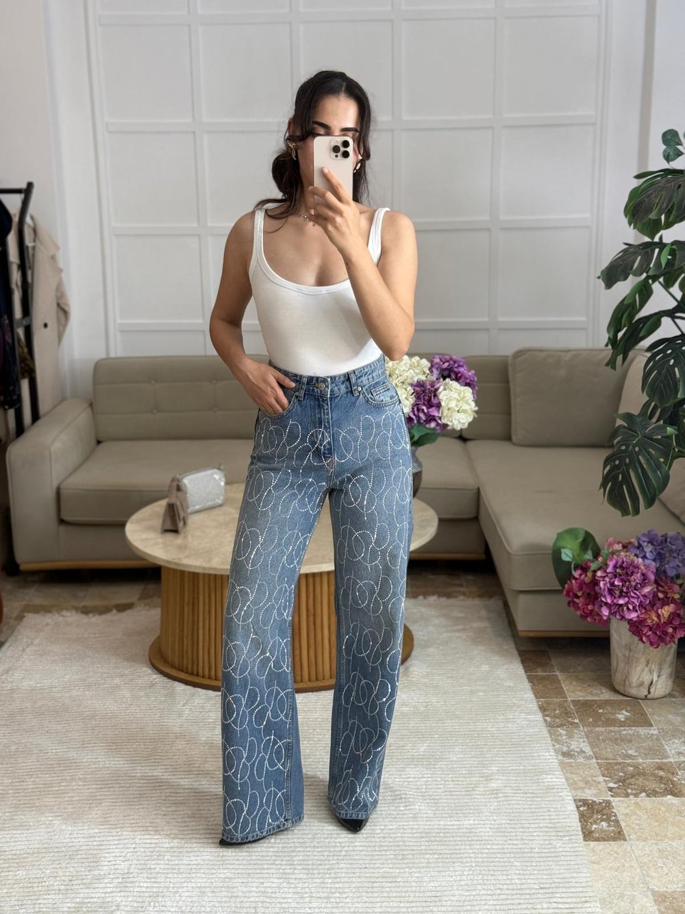 YÜKSEK BEL TAŞLI JEAN