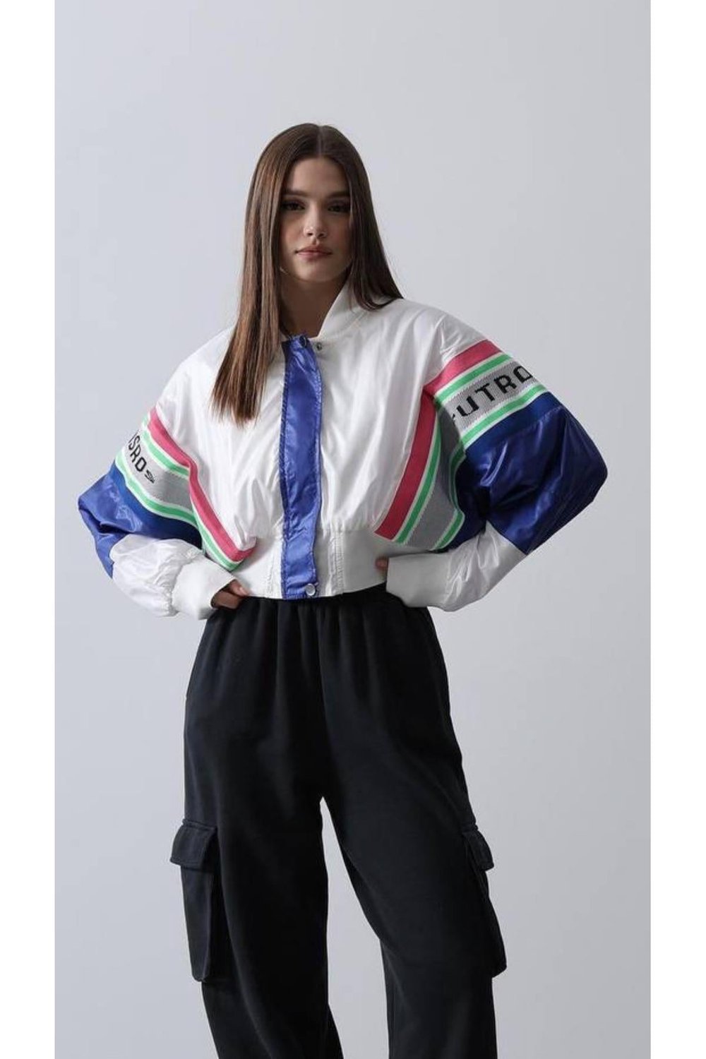 Beyaz Oversize Yazılı İnce Bomber Ceket