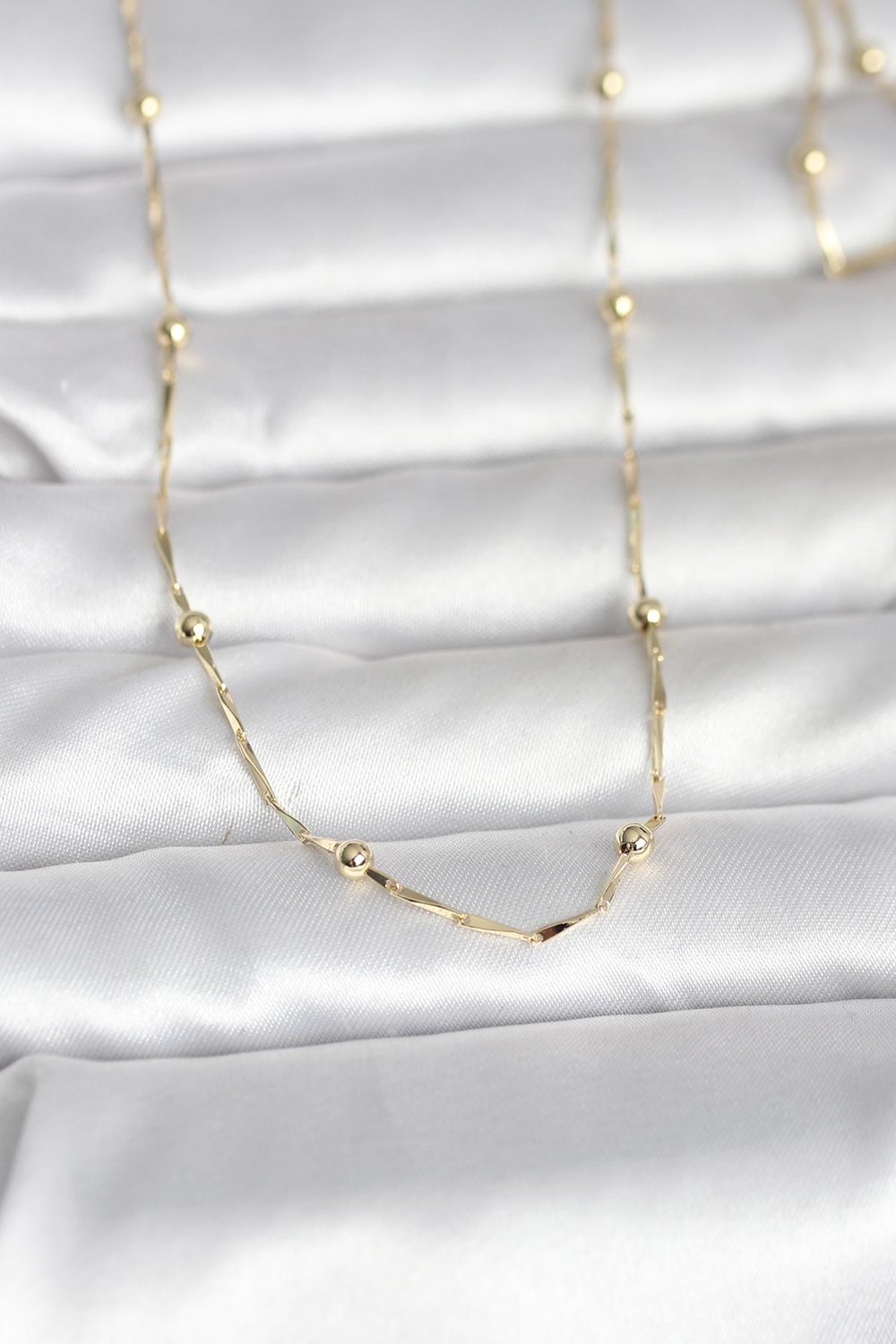 CM 14K Gold Renk Kesme Çubuk Zincir Topçuklu Model 60 cm Kadın Kolye