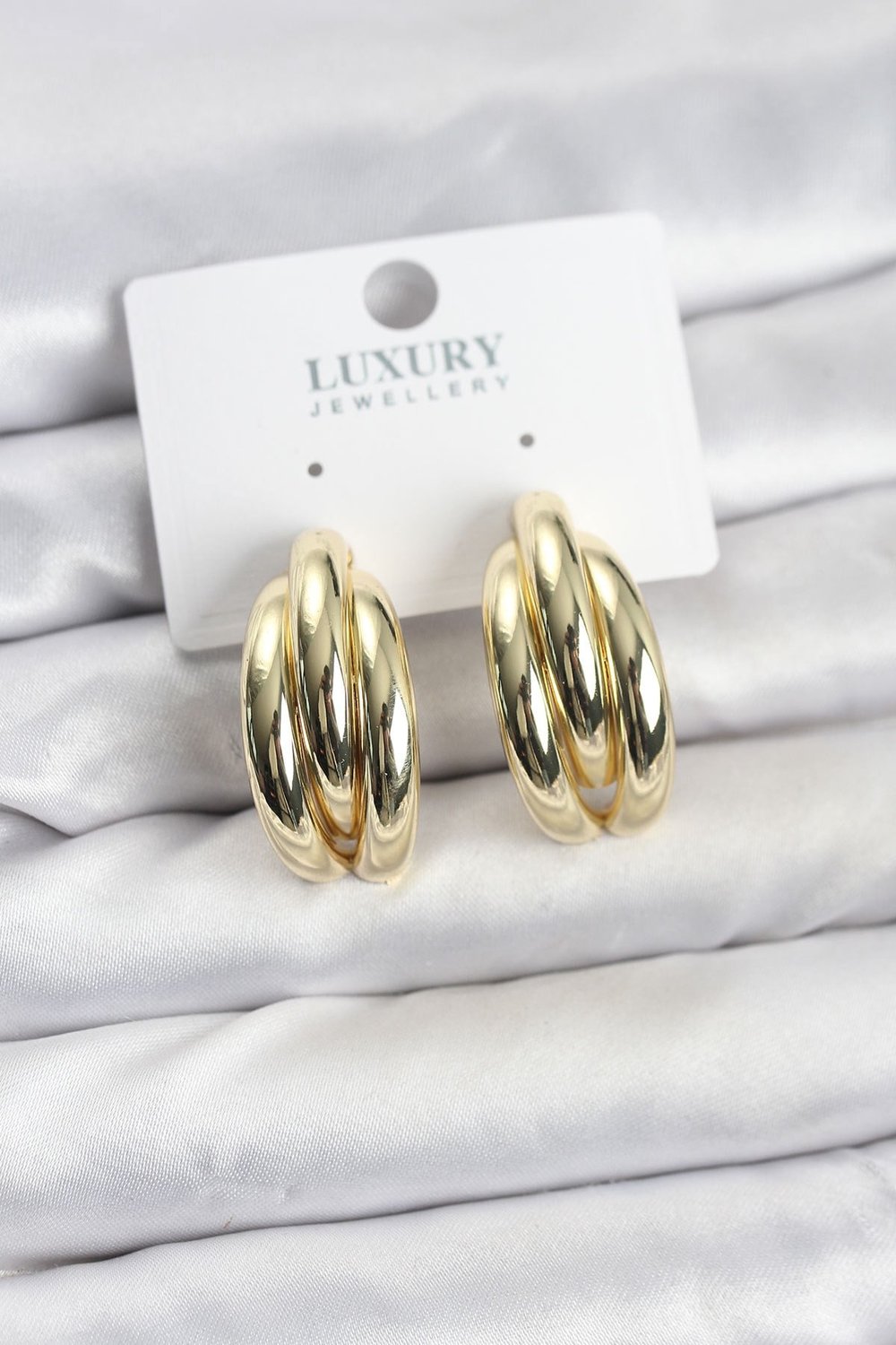 Gold Renk Pirinç Yarım Halka Model Kadın Küpe