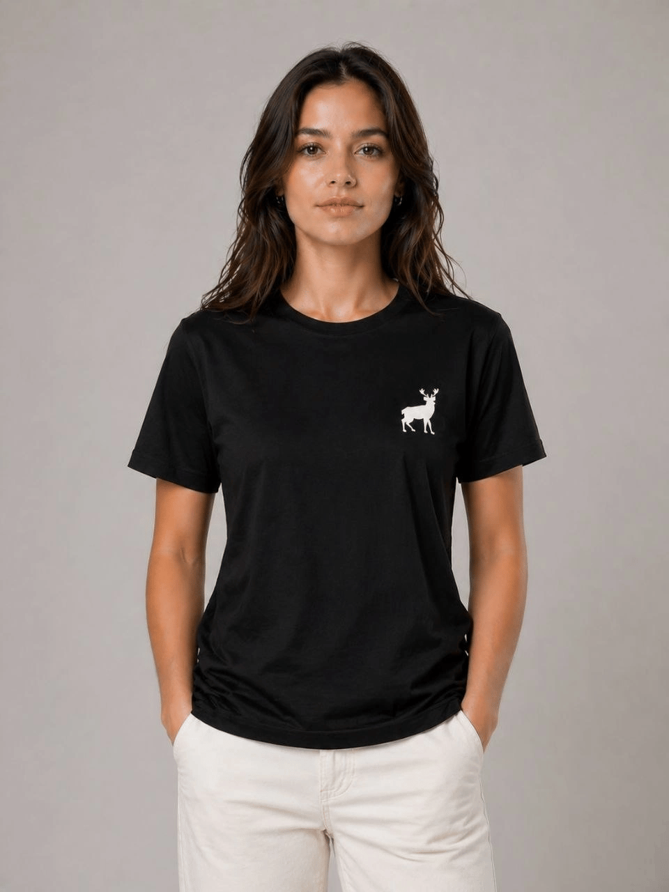 Kadın Minimal Geyik Logolu Tişört Bisiklet Yaka Kısa kol Yazlık T-Shirt - Siyah