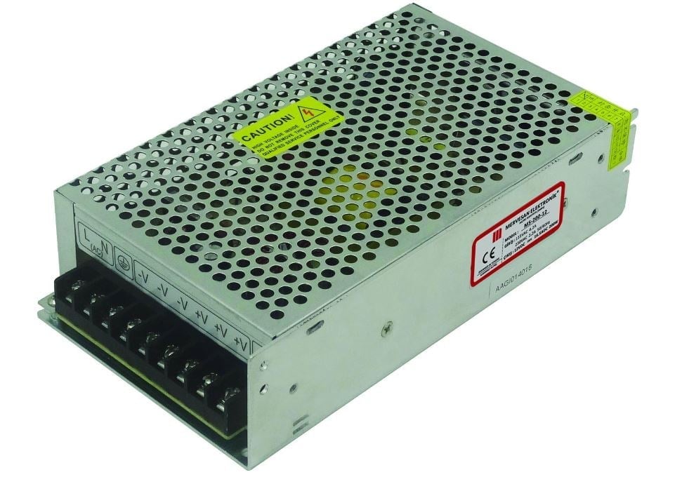 MERVESAN MT-200-18 18 VOLT 11 AMPER SMPS METAL KASA ADAPTÖR