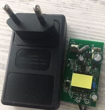 WEKO 5 VOLT - 2 AMPER YERLİ ÜRETİM PLASTİK KASA + PCB BOARD PRİZ TİPİ KABLOSUZ ADAPTÖR