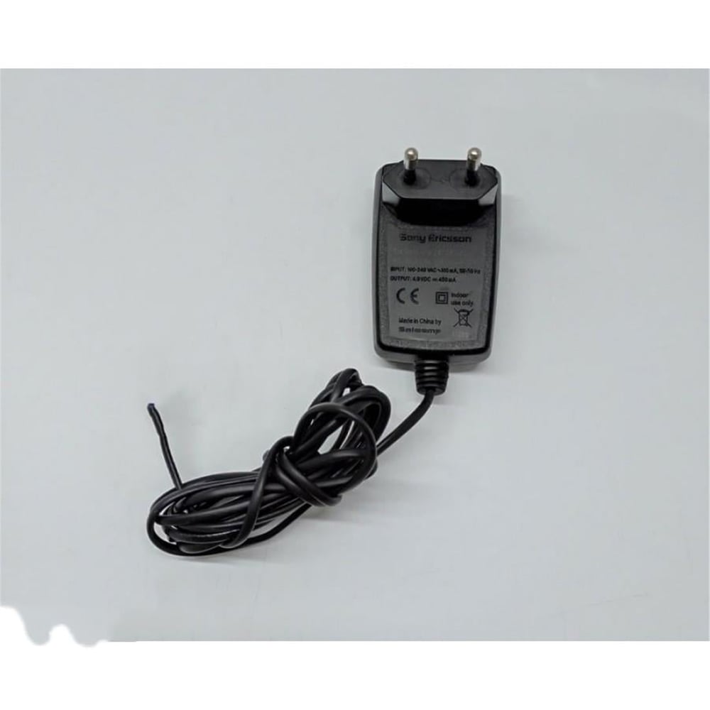 Oem Sony Ericsson Cst-60 4.9 Volt - 0.45 Amper 5.5*2.5 Uçlu Dc Şarj Adaptörü - Adaptörler