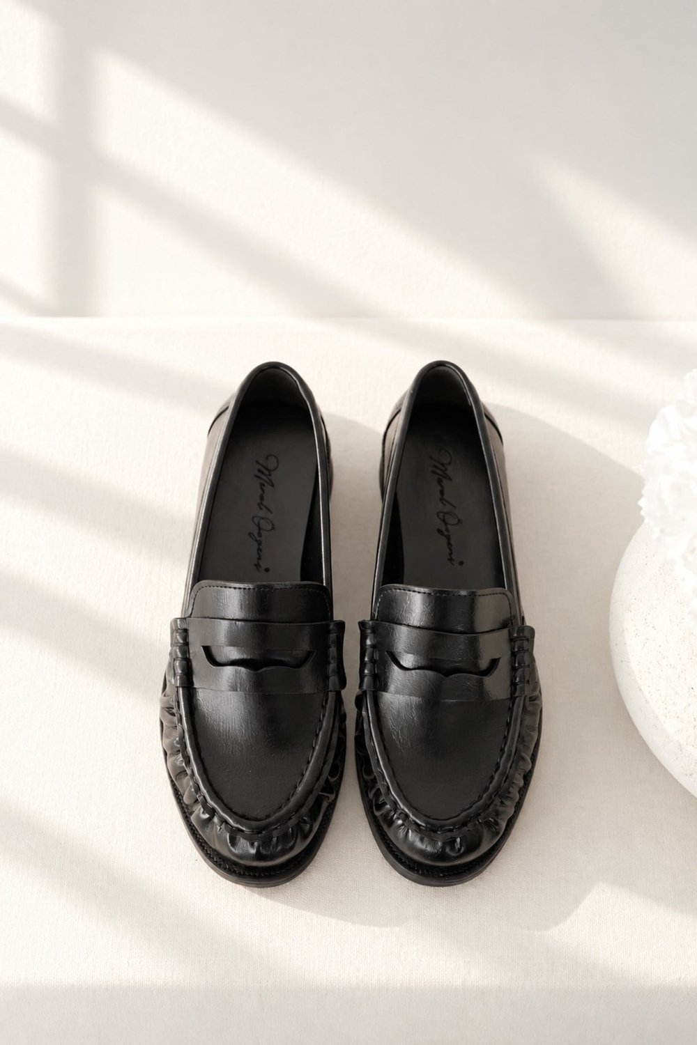 Klasik Bant Detaylı Loafer