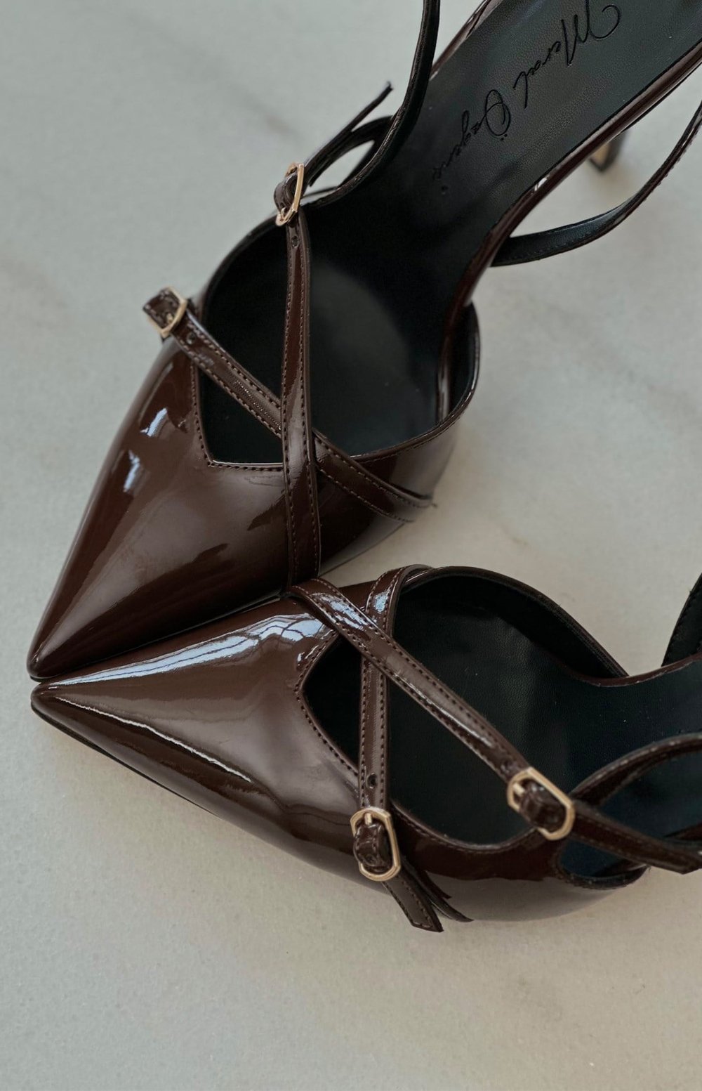 Çapraz Tokalı Stiletto