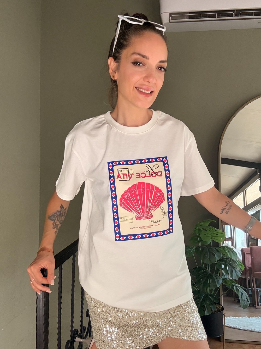 Ekru Dolce Vita Baskılı Tişört