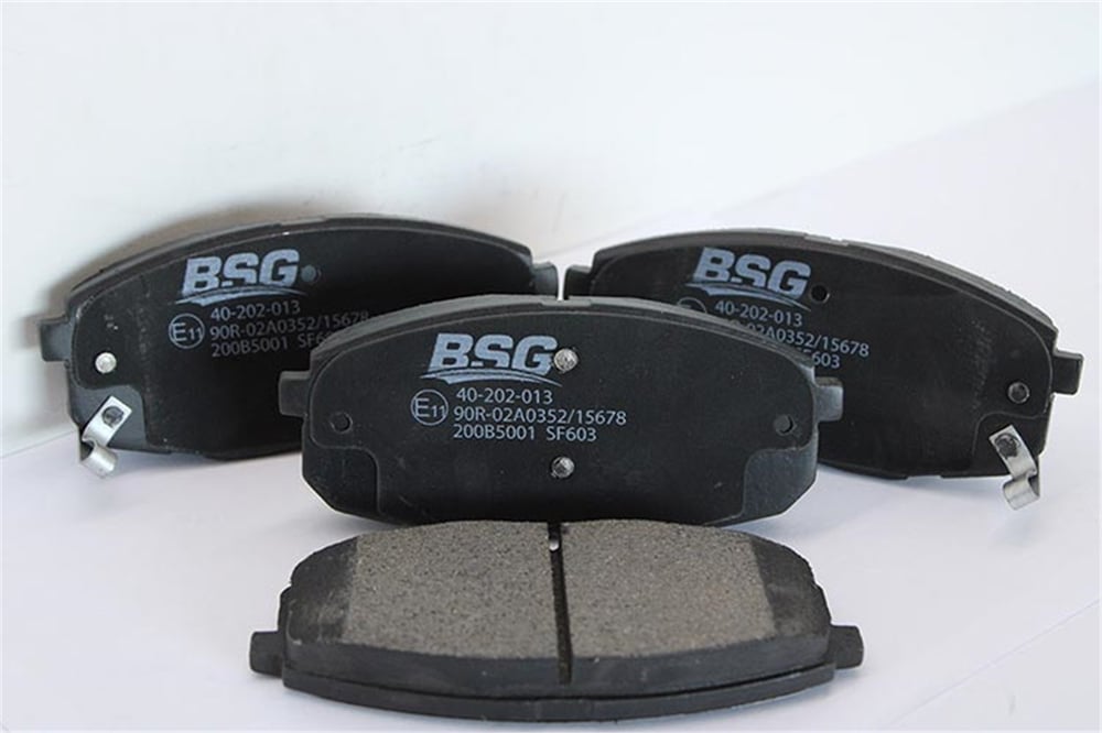 BSG 40-200-049 - Fren Balatasi Ön - Kore Carens