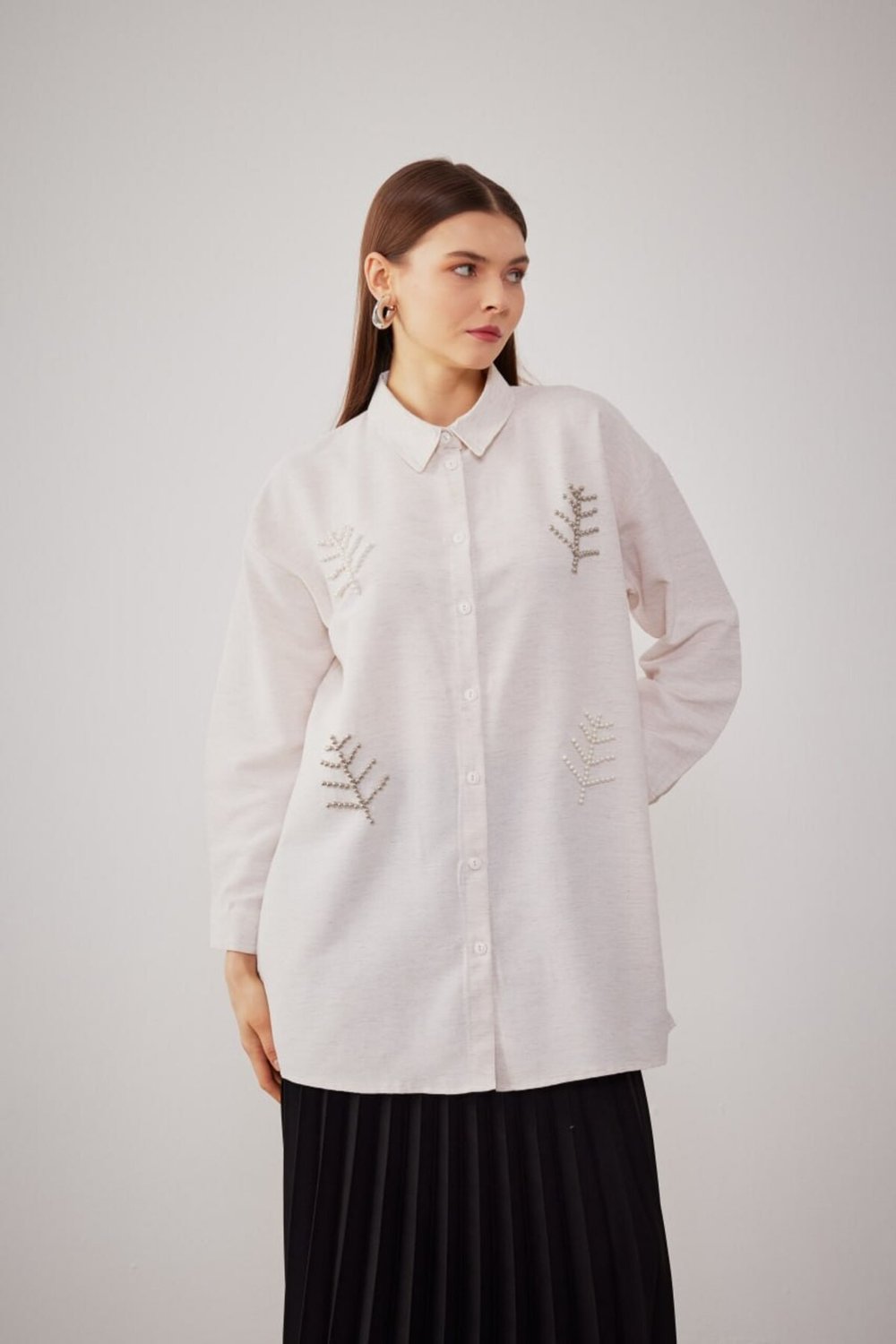 Kadın Oversize Yaprak Motif İncili Pamuk Gömlek