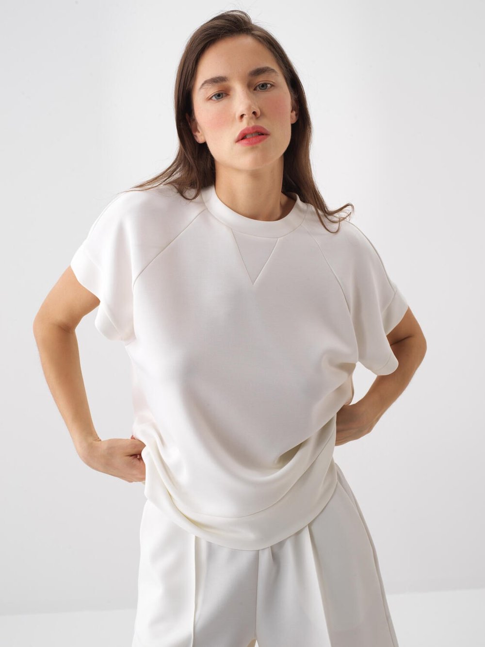 Beyaz Modal Karışımlı Oversize Bluz