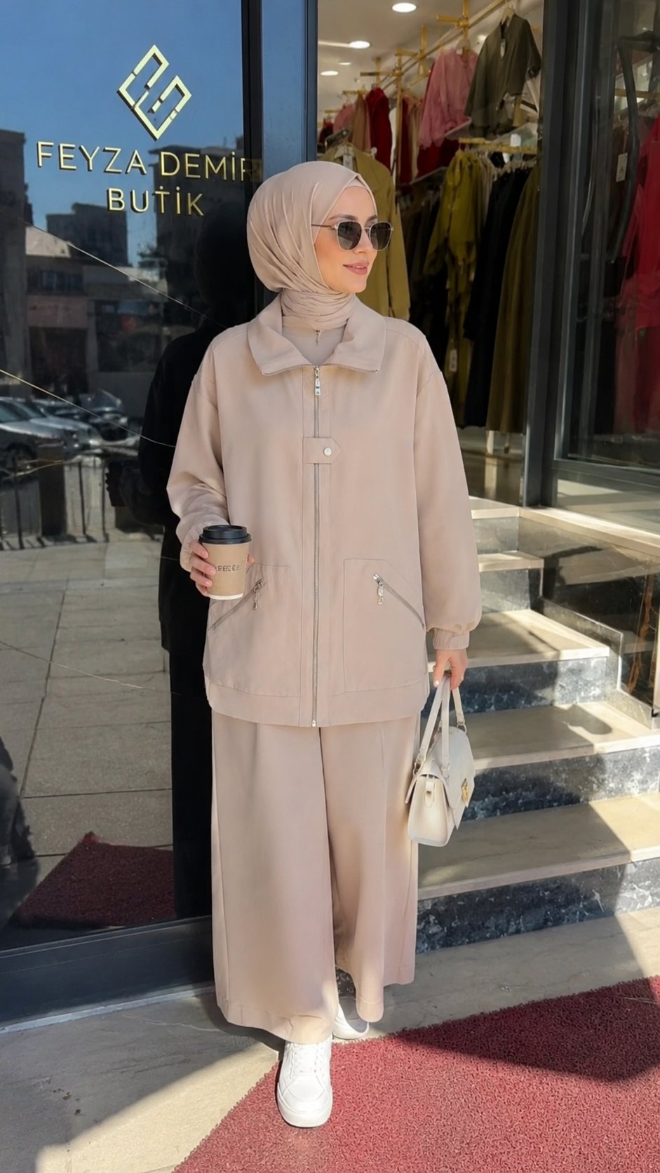 Spor şık takım