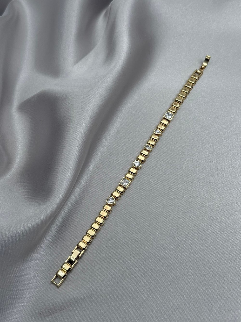 Xuping 14K Geometrik Taşlı Model Zirkon Taşlı Gold Bileklik