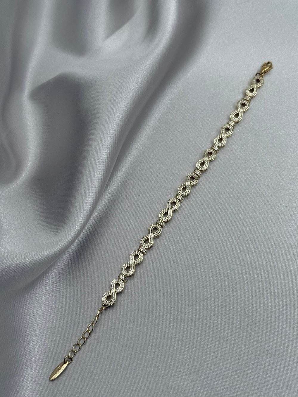 Xuping 14K Sonsuzluk Model Zirkon Taşlı Gold Bileklik