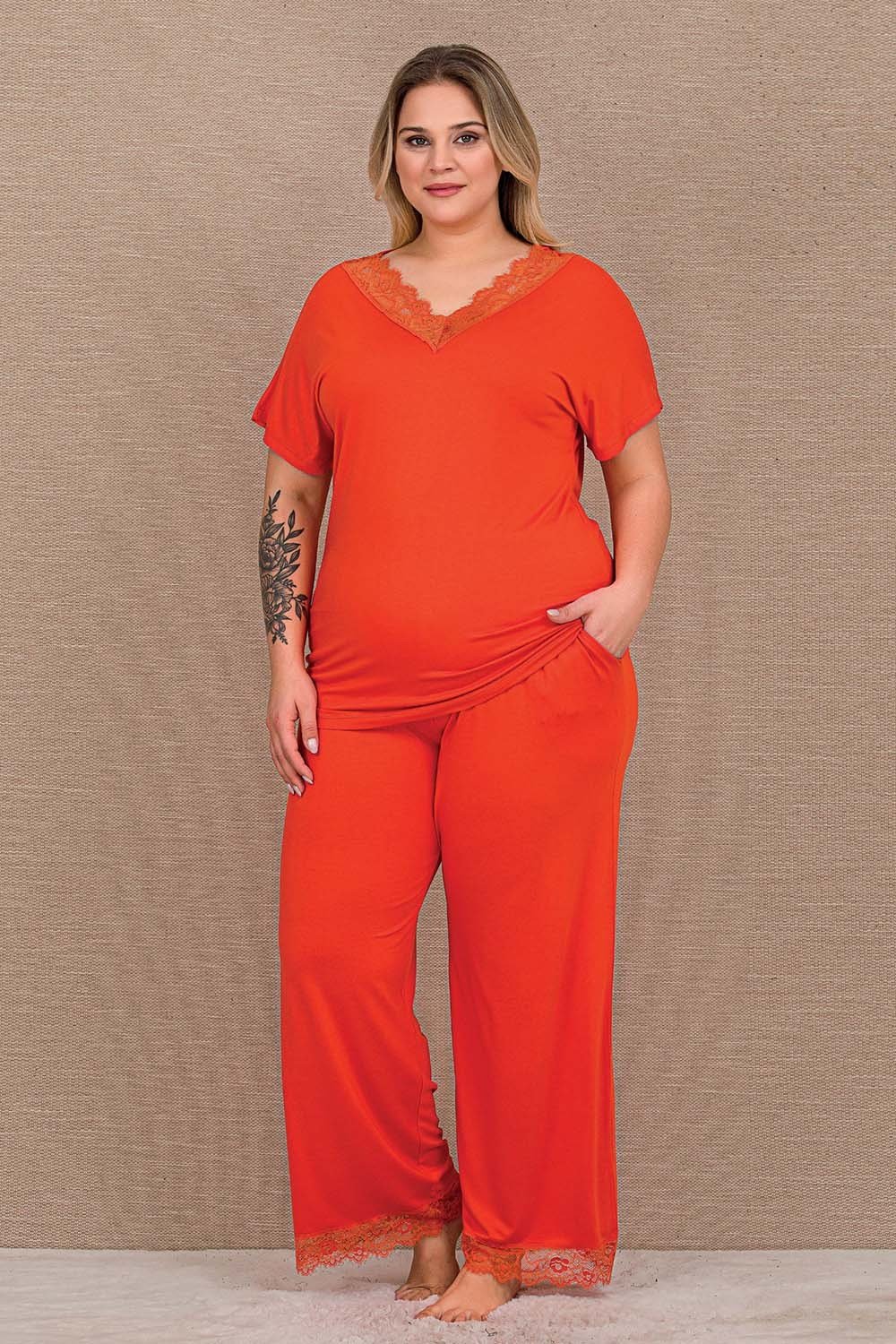 Dantelli Turuncu Bordo Büyük Beden Pijama Takımı