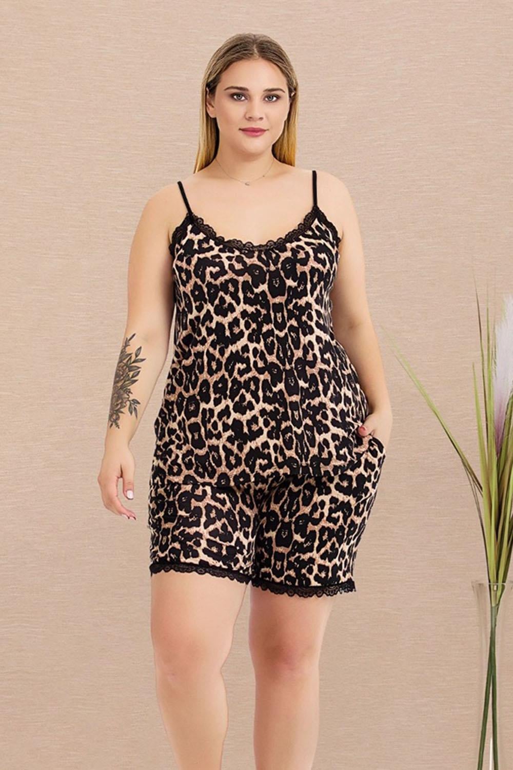 Leopar Desen Cepli Büyük Beden Şortlu Pijama Takımı