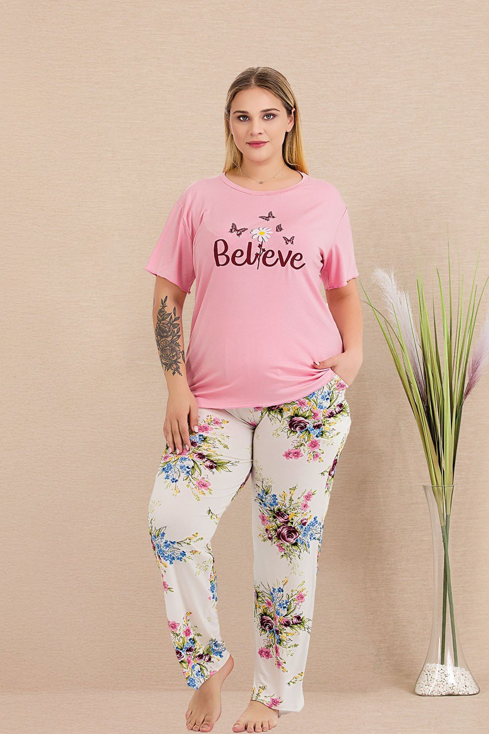 Renkli Çiçekli Büyük Beden Pijama Takımı