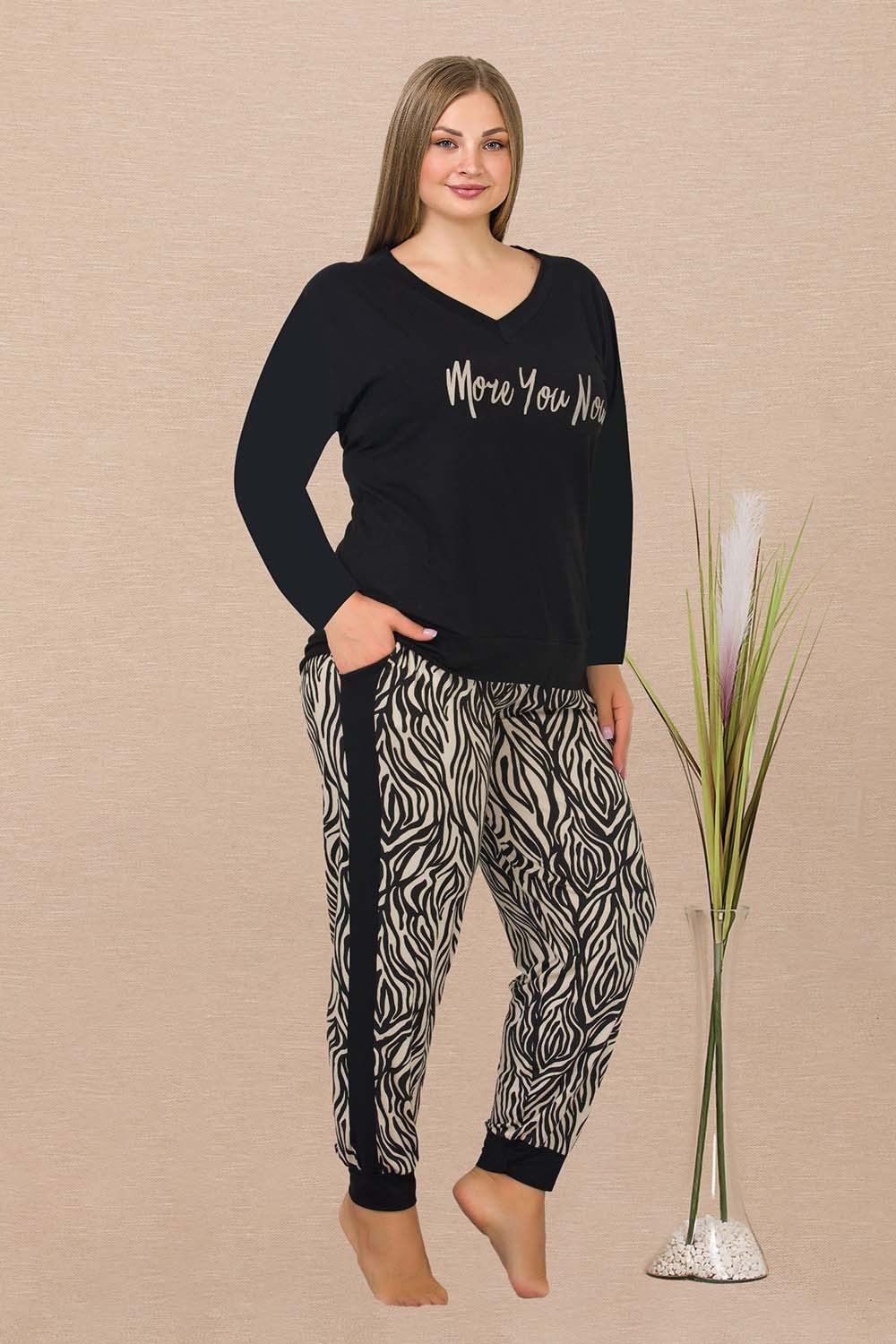 Şeritli Desenli Büyük Beden Pijama Takımı