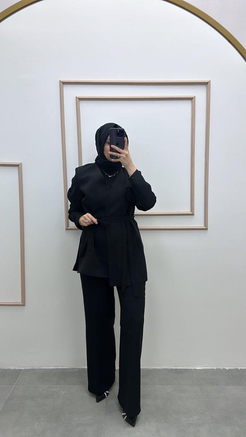 Broş Detaylı Blazer Ceket