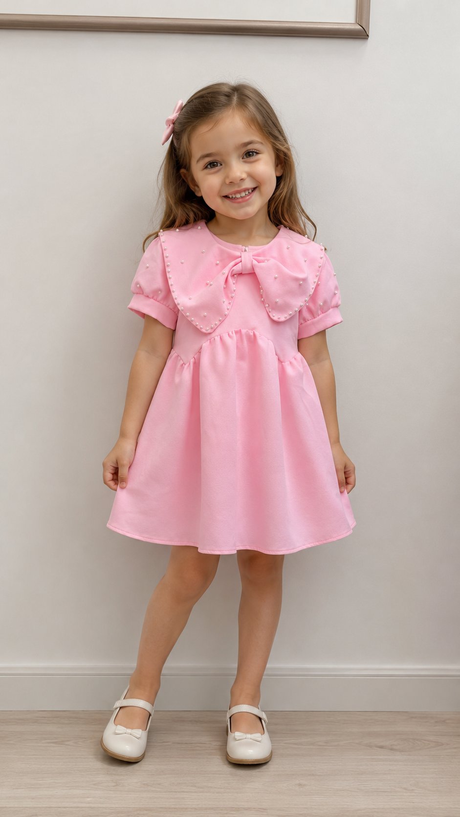 Pembe Fiyonk Yaka Elbise