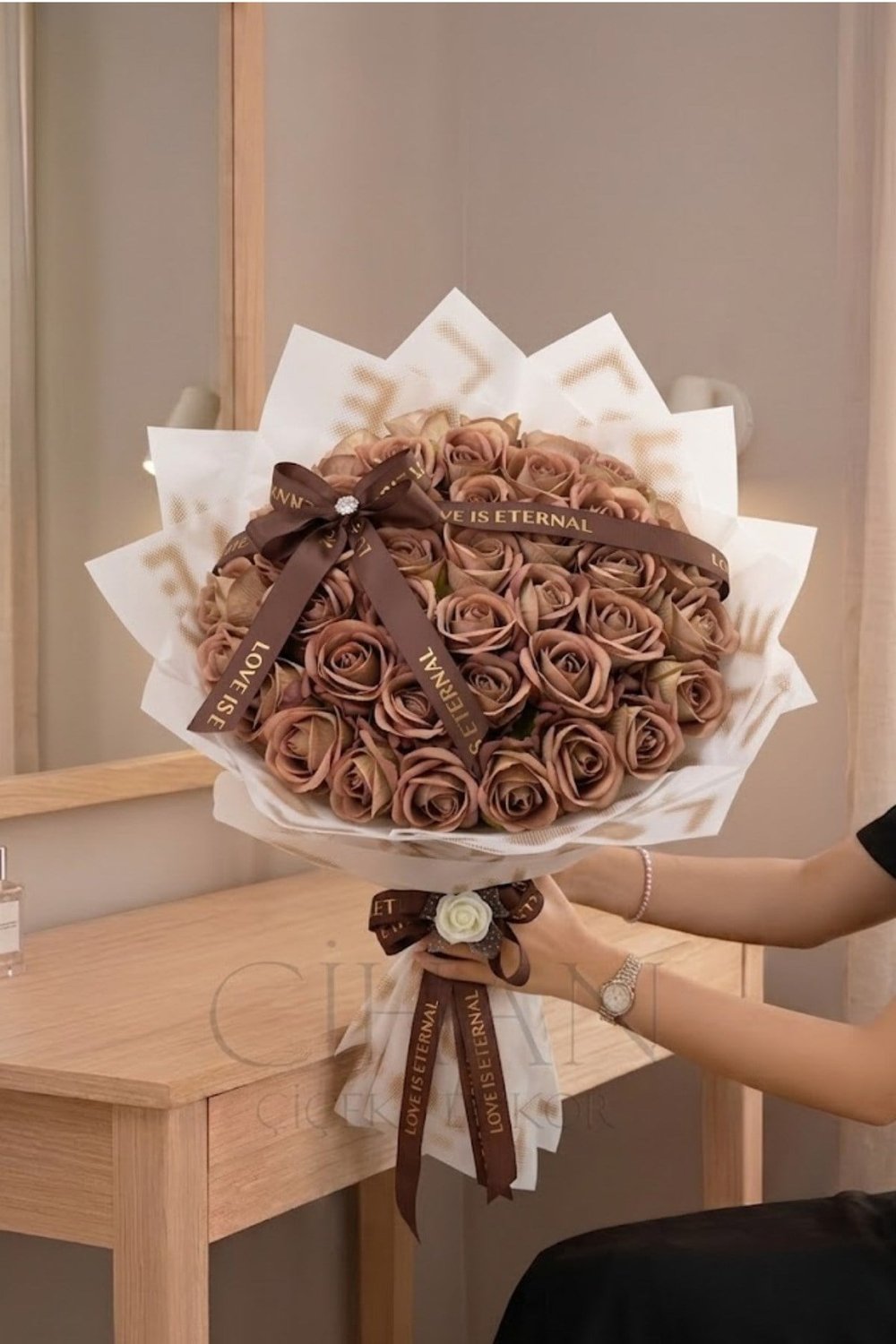 Premium Tasarım Lüks Yapay Gül Buketi