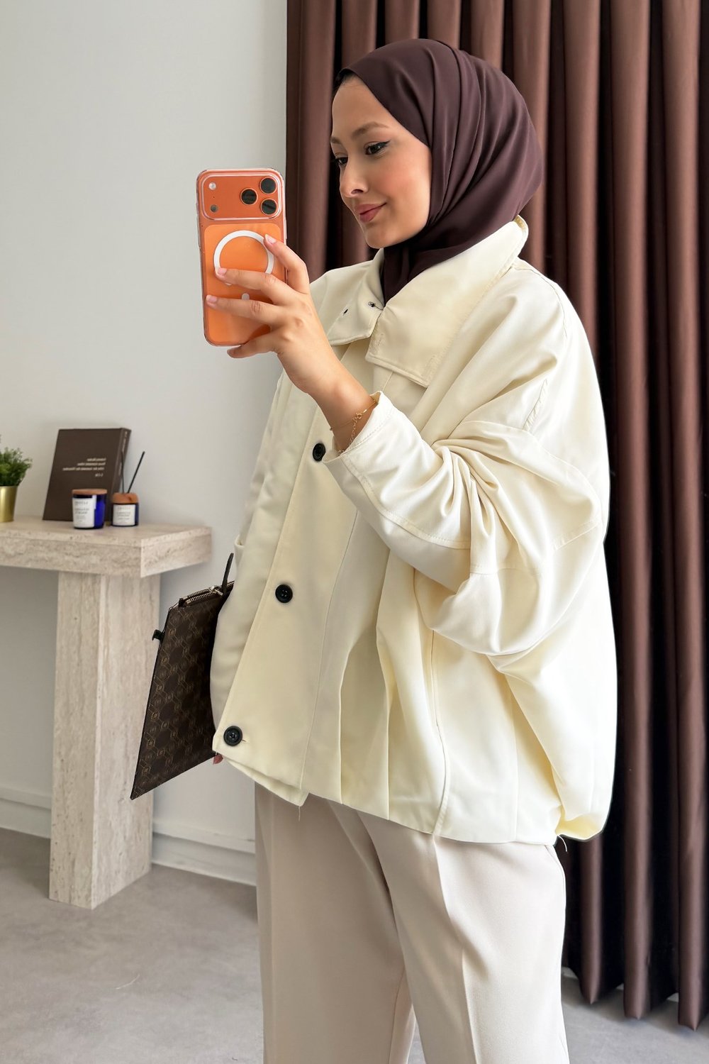Oversize Pileli Trençkot - Beyaz