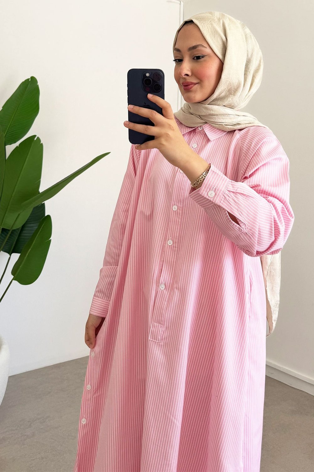 Yırtmaçlı Çizgili Gömlek Elbise - Pembe