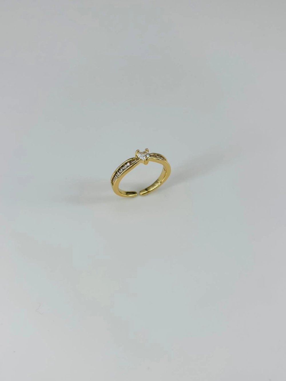 14 K Gold Kaplama Zirkon Taşlı Yüzük