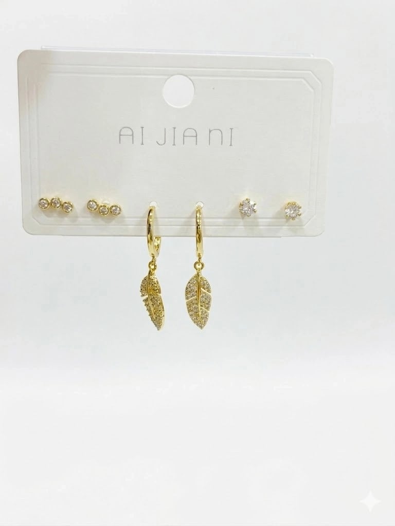 Sallantılı Yaprak Detaylı Altılı Küpe