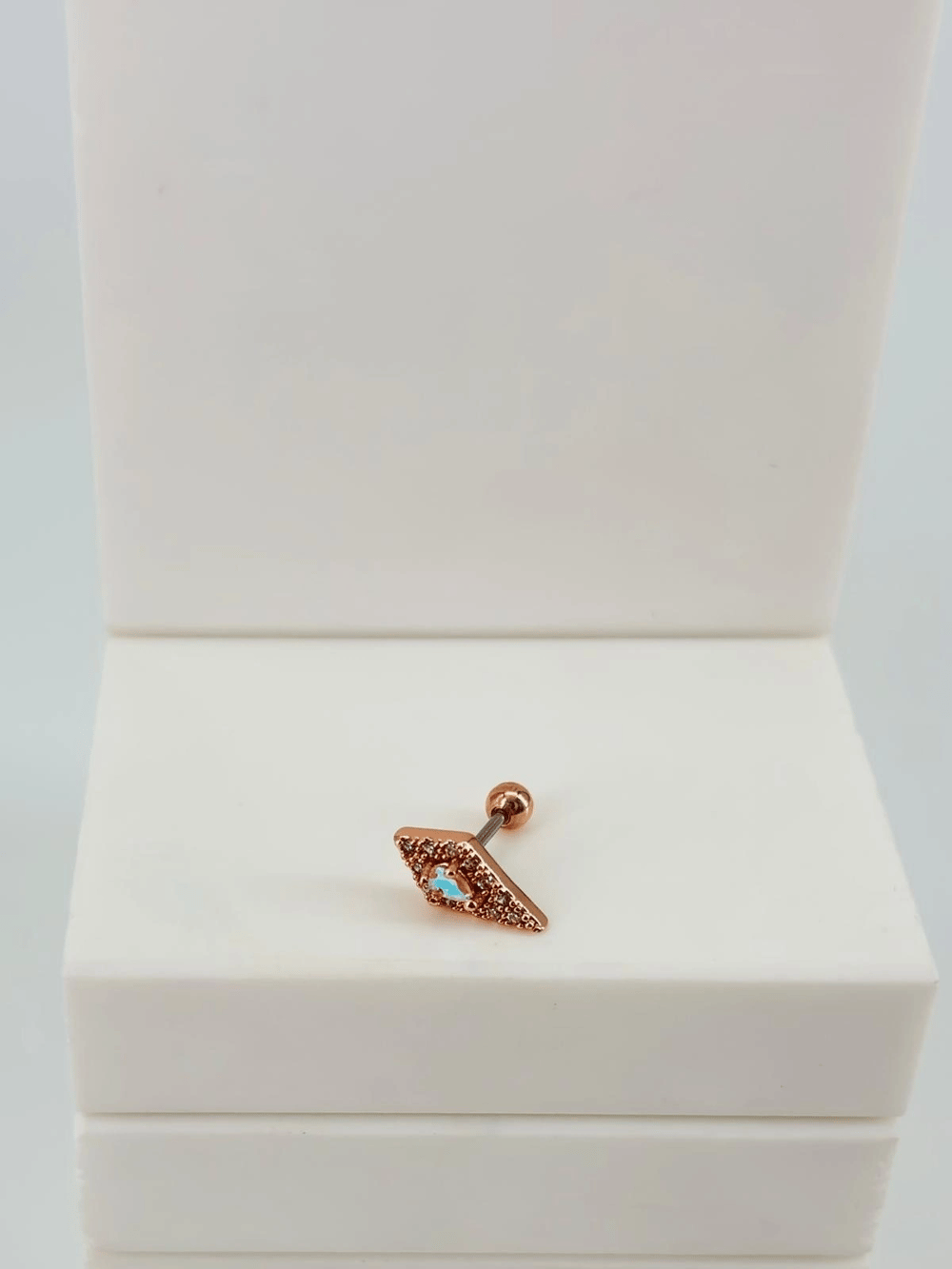 Tragus Kıkırdak Küpesi