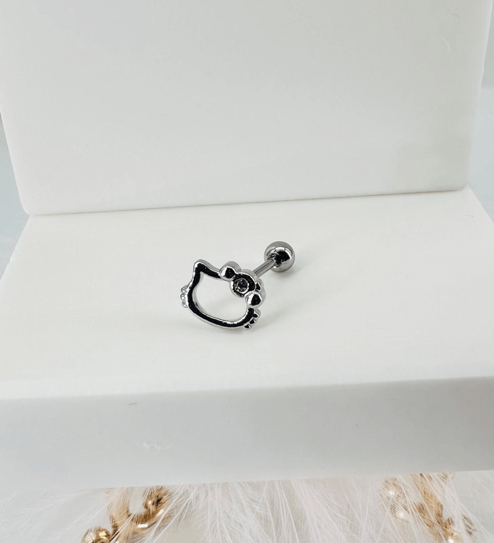 Tragus Kıkırdak Küpesi