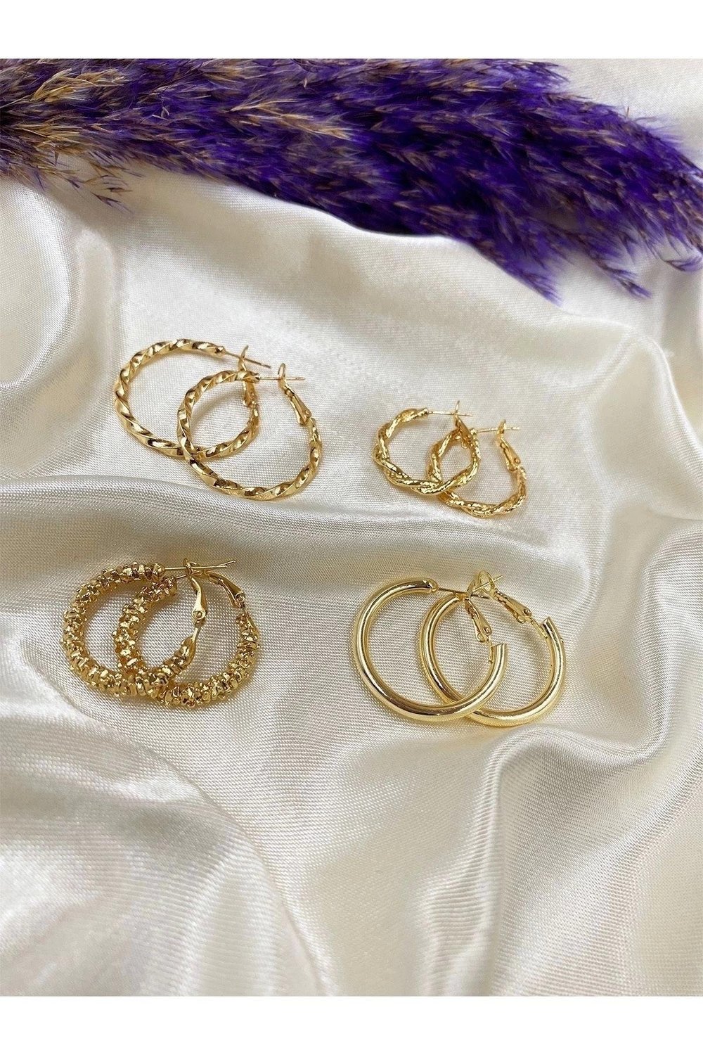 Gold Renk 4 Çift Klipsli Halka Küpe