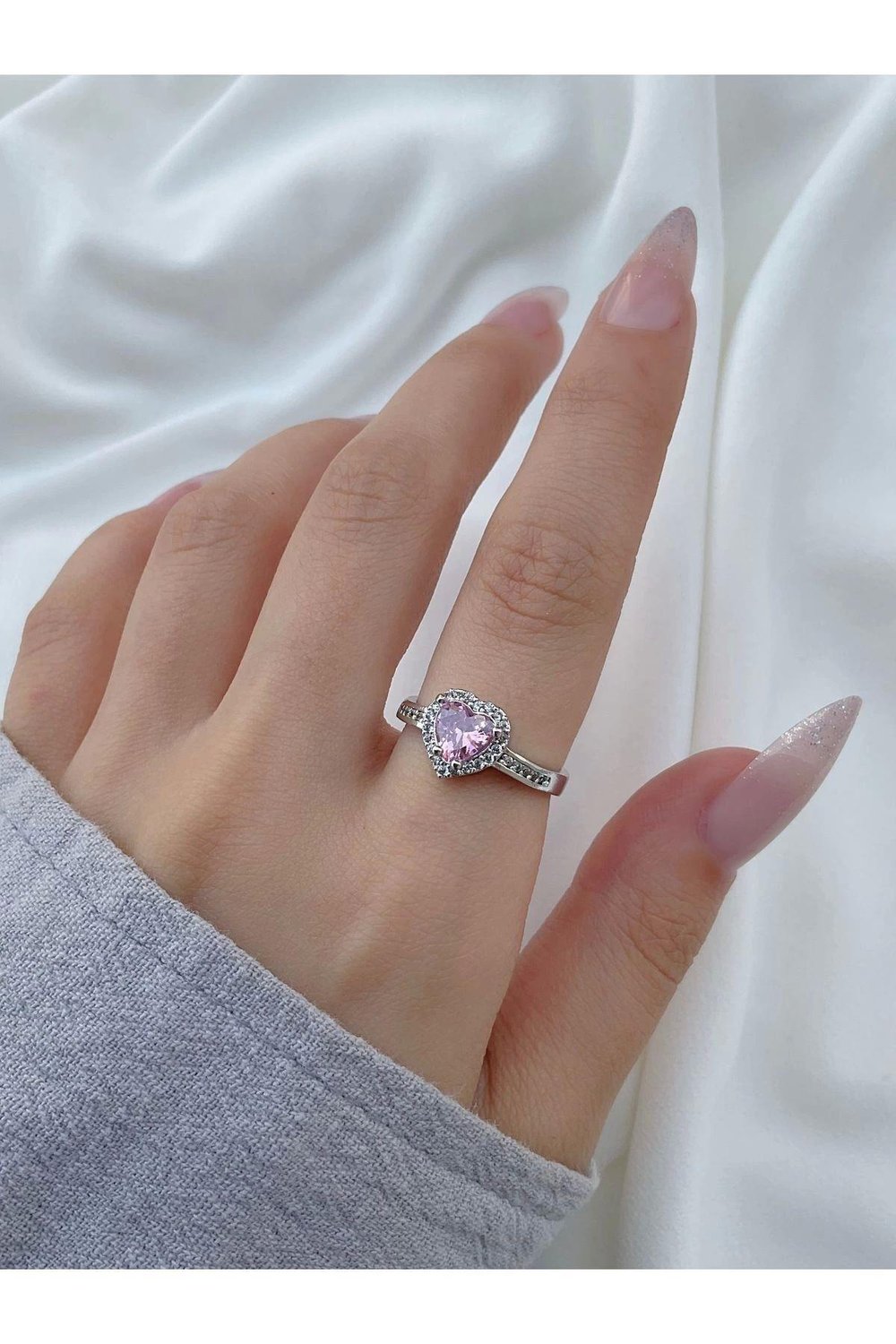 Kadın Gümüş Renk Ayarlanabilir Pembe Taşlı Kalp Model Yüzük