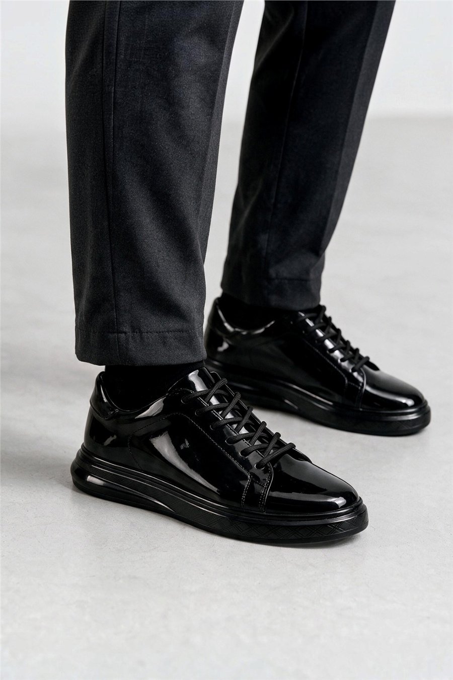 Erkek Hakiki Deri Siyah Rugan Bağcıklı Sneaker – Zesco Alejo