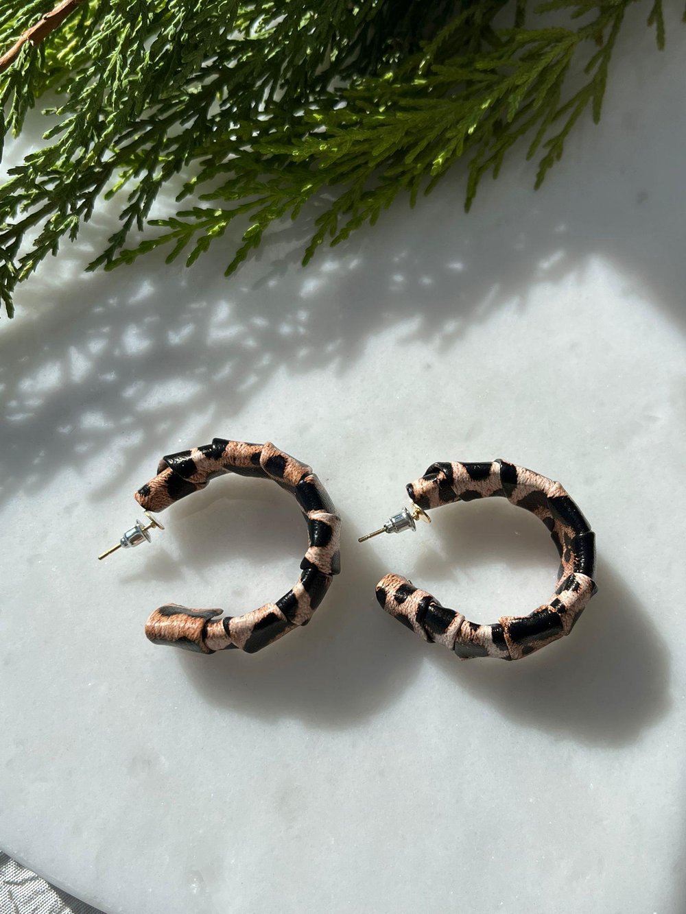 Leopar Küpe