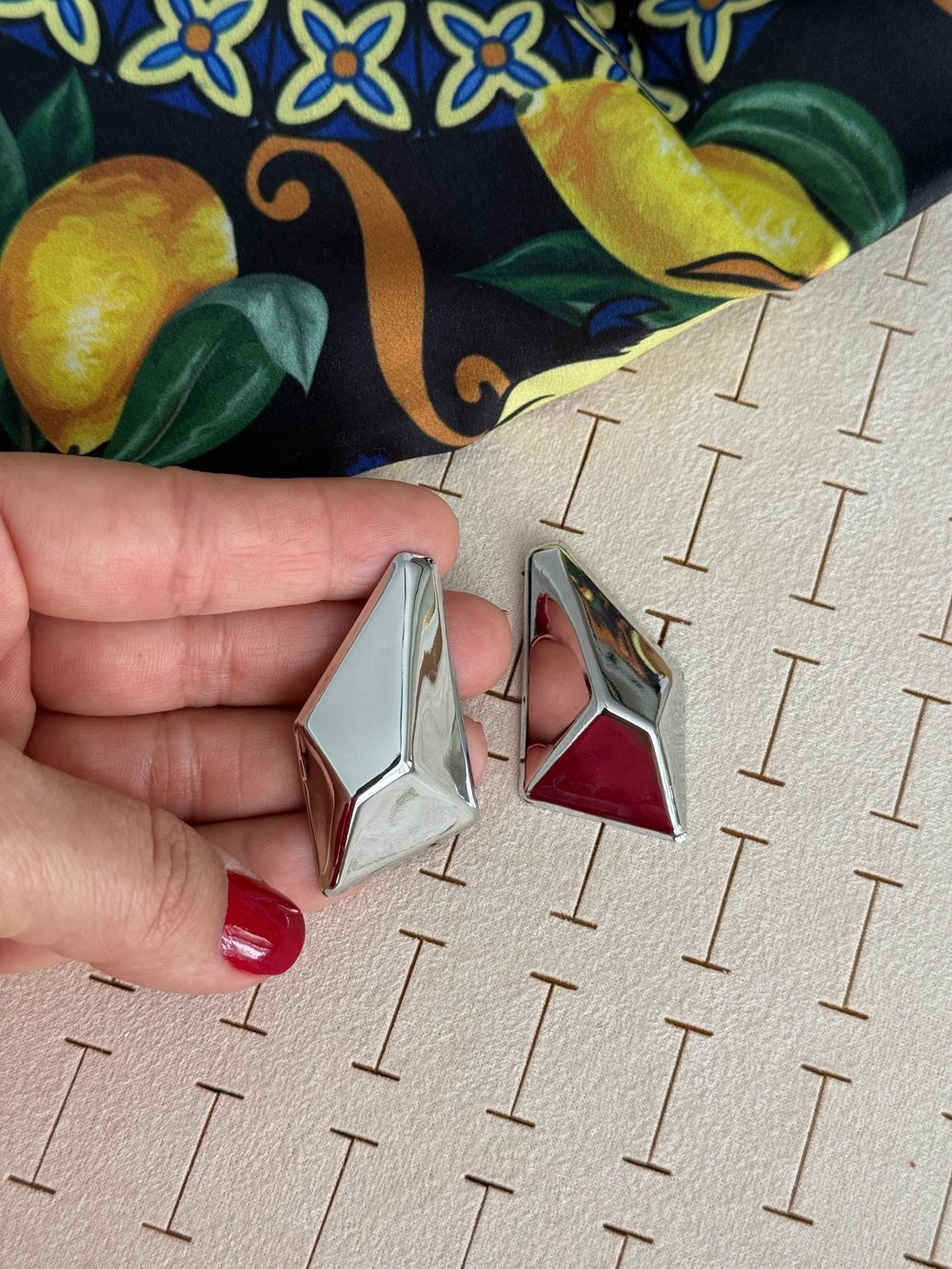 Özel Seri Gri Geometrik Desen Küpe