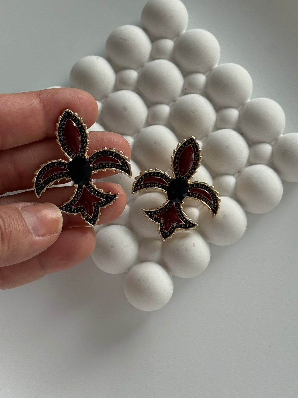 Bordo Fransız Zambağı Küpe