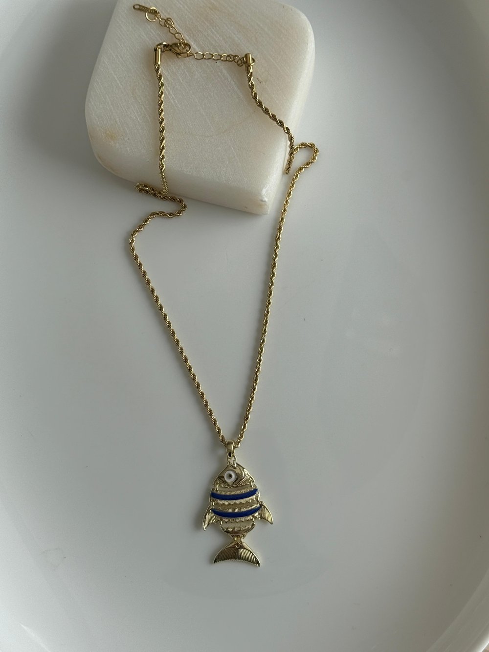 Çelik  Lacivert Balık Kolye