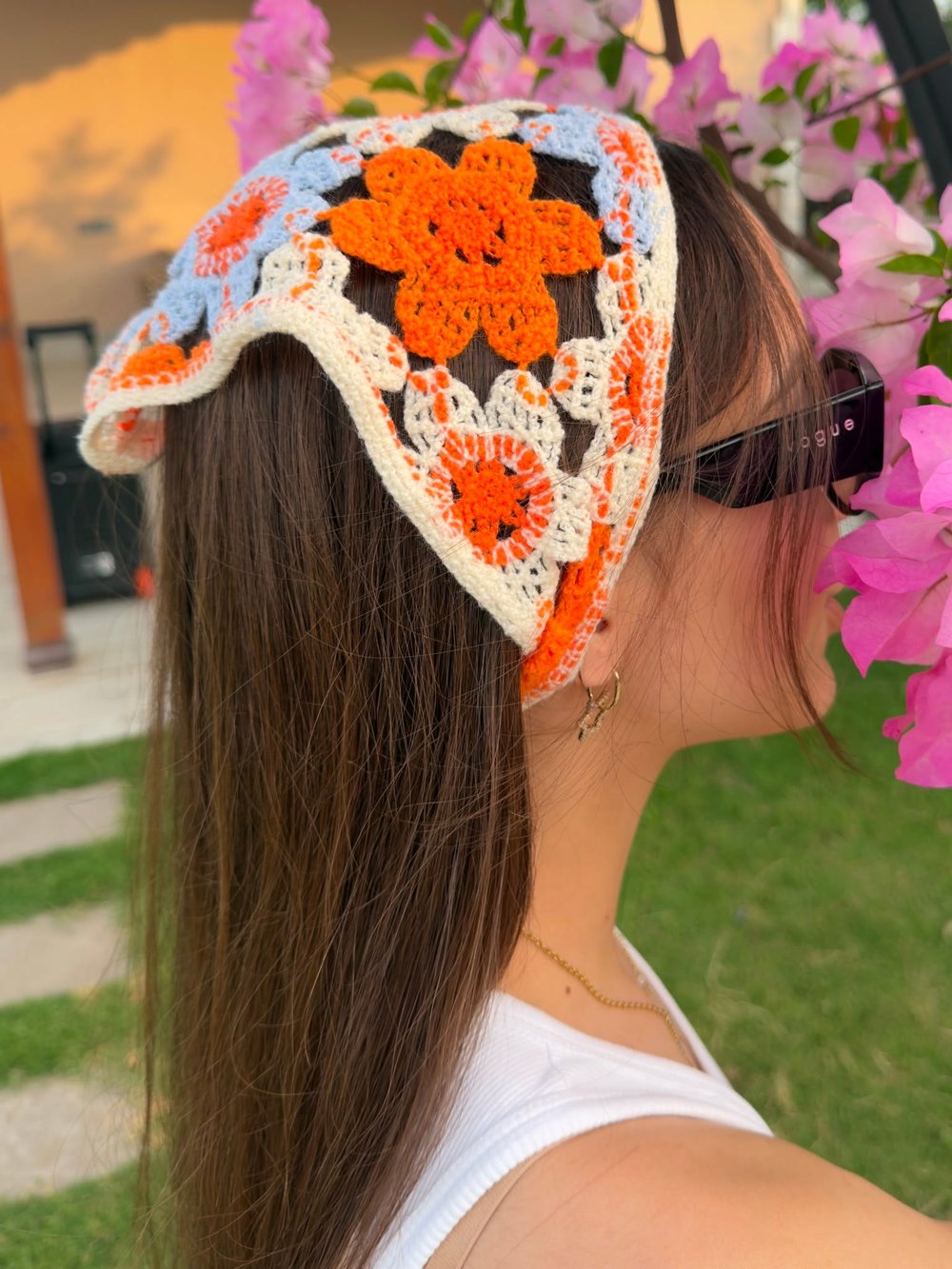 Turuncu  Mavi Çiçekli Üçgen İpli Bandana