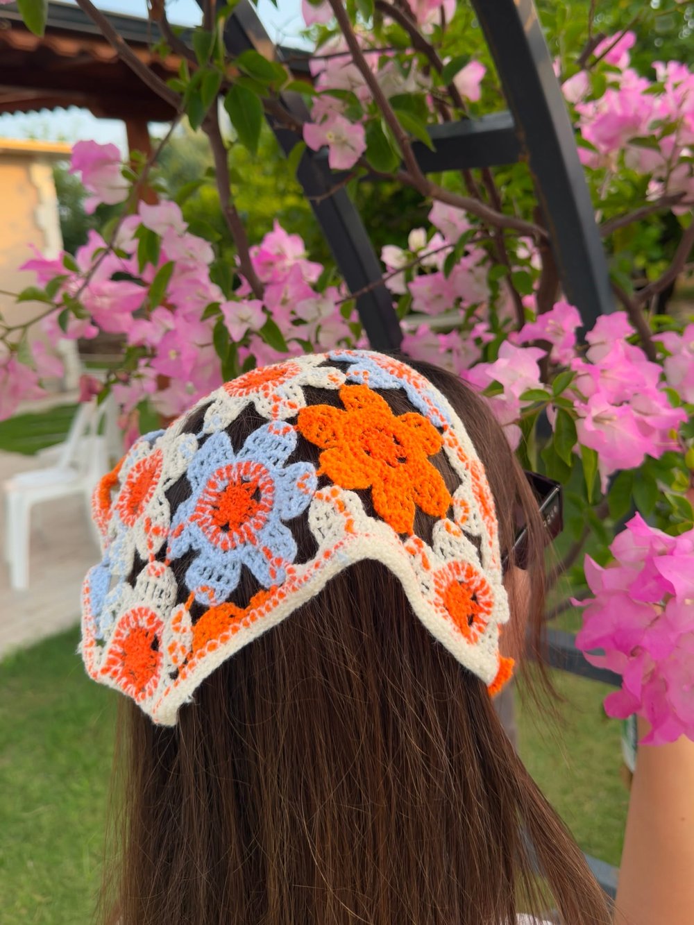 Turuncu  Mavi Çiçekli Üçgen İpli Bandana
